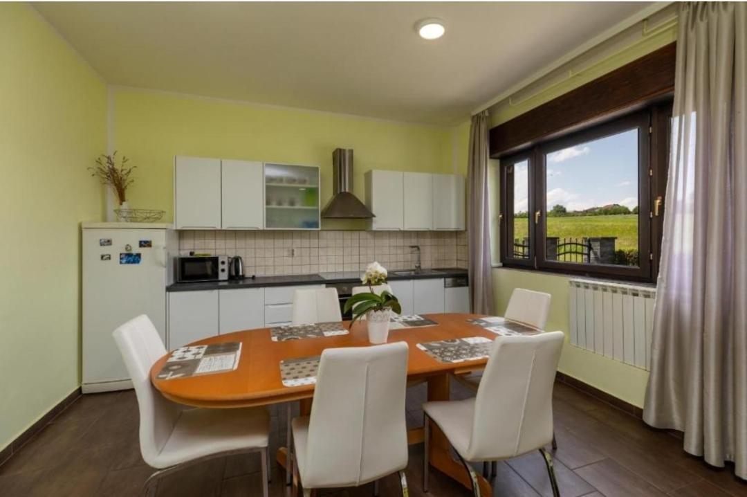 Apartment קארלובץ מראה חיצוני תמונה