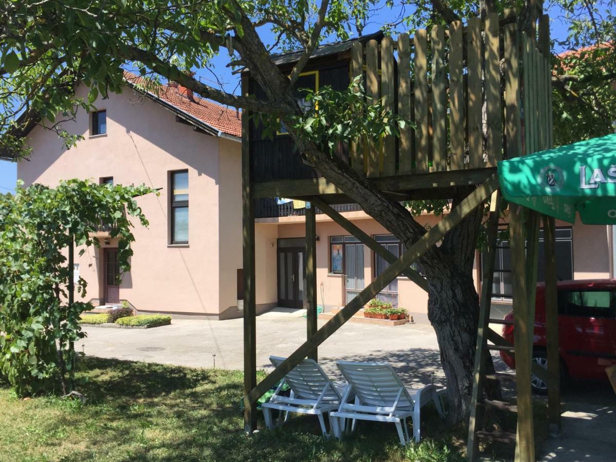 Apartment קארלובץ מראה חיצוני תמונה