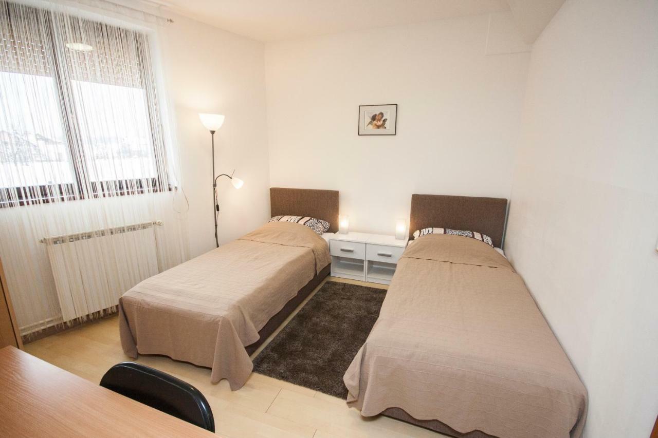 Apartment קארלובץ מראה חיצוני תמונה