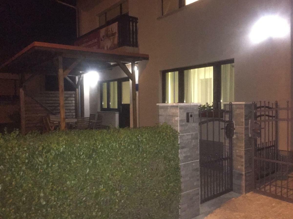 Apartment קארלובץ מראה חיצוני תמונה